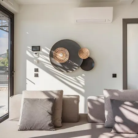 Modern Minimalist Naias Villa *